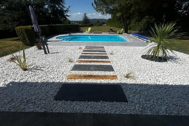 Page Créations MT-Paysages-47-Paysagiste-createur-de-parcs-et-jardins-sur-mesure-a-Vares-Lot-et-Garonne-–-Entretien-elagage-pose-de-clot – 2 Page Créations MT-Paysages-47-Paysagiste-createur-de-parcs-et-jardins-sur-mesure-a-Vares-Lot-et-Garonne-–-Entretien-elagage-pose-de-clot – 2